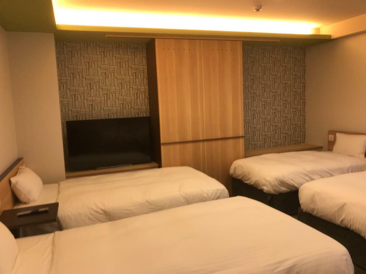 Hotel Yururito Осака Экстерьер фото